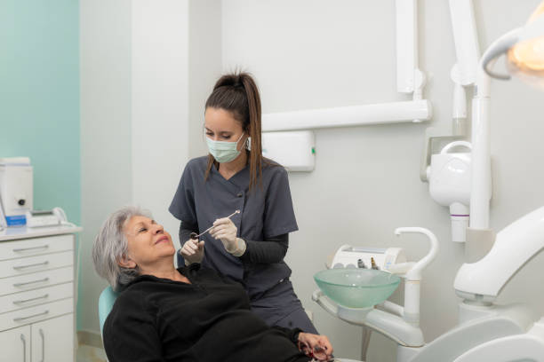Best Emergency Dental Extractions in Rushvle, IL